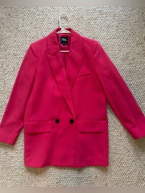 Zara (L) Vibrant Pink Double-Breasted Blazer Jacket